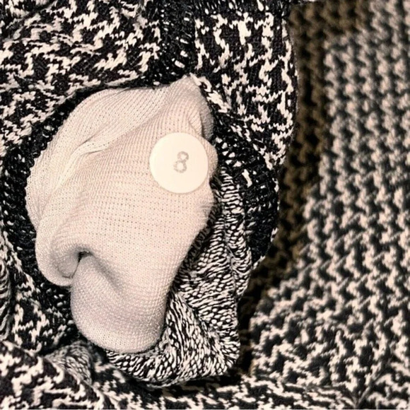 Lululemon High Times Pant size 8 - Picture 4 of 7